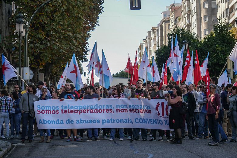 2016 10 06 ManifaFolgaConveniosCentrosChamadasVigo15.jpg